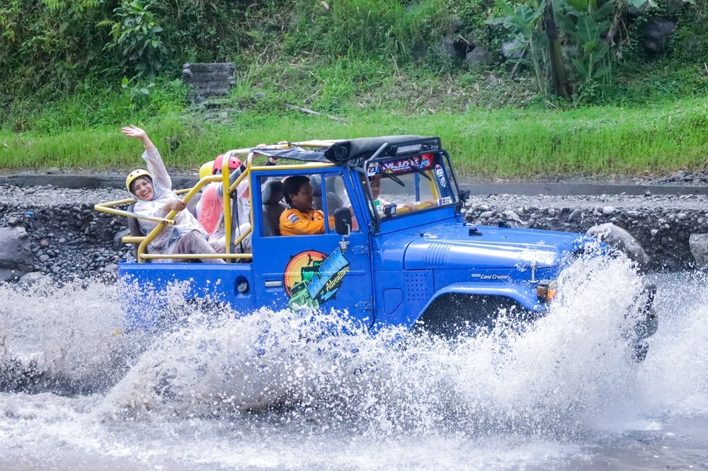 Jeep lava tour merapi jogja