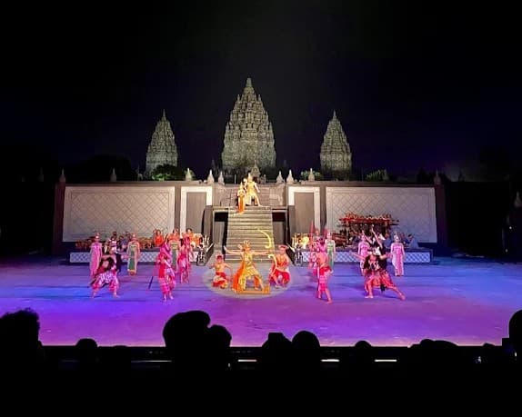 Ramayana Ballet Prambanan: Pertunjukan Budaya Ikonik yang Wajib Ditonton di Jogja 2026