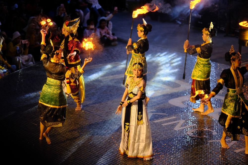 Pertunjukan tari di obelix sea view